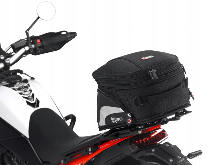 Torba motocyklowa QBAG czarna sportowy wygląd