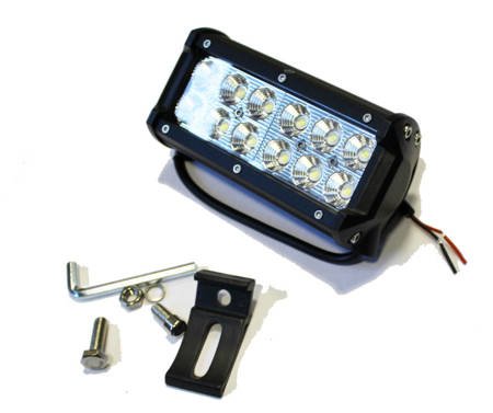 Lampa robocza led 12, 36W, 1440 lm, E9, IP67 kit montażowy. flood quad, auto, utv - BX20002F